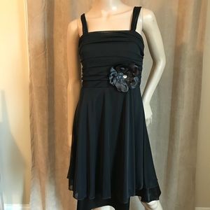 👗NWOT formal black dress